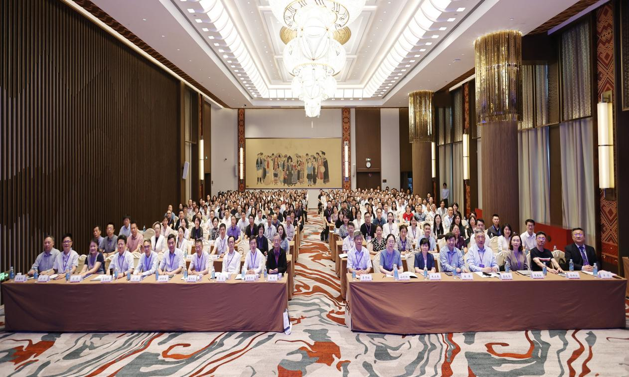 全國中醫(yī)藥行業(yè)高等教育“十五五”規(guī)劃教材編寫會議在京召開